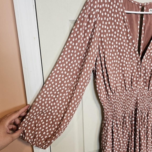 Abercrombie & Fitch Vneck Long Sleeve Romper Polka Dot Print - Picture 5 of 10